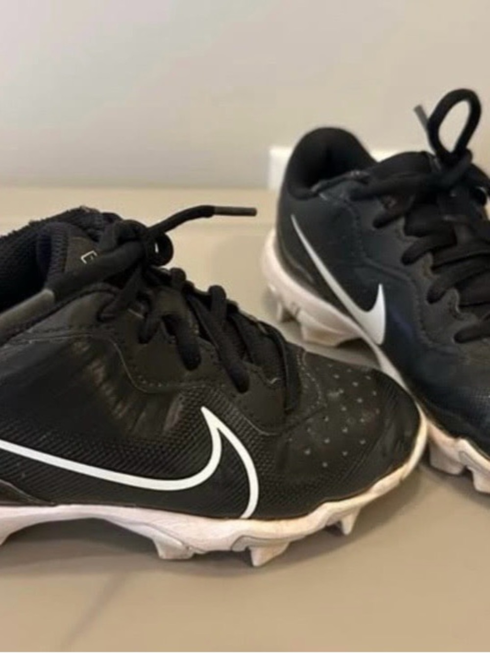 Nike Kids Black and White Baseball Cleats - Youth Athletic Sneakers